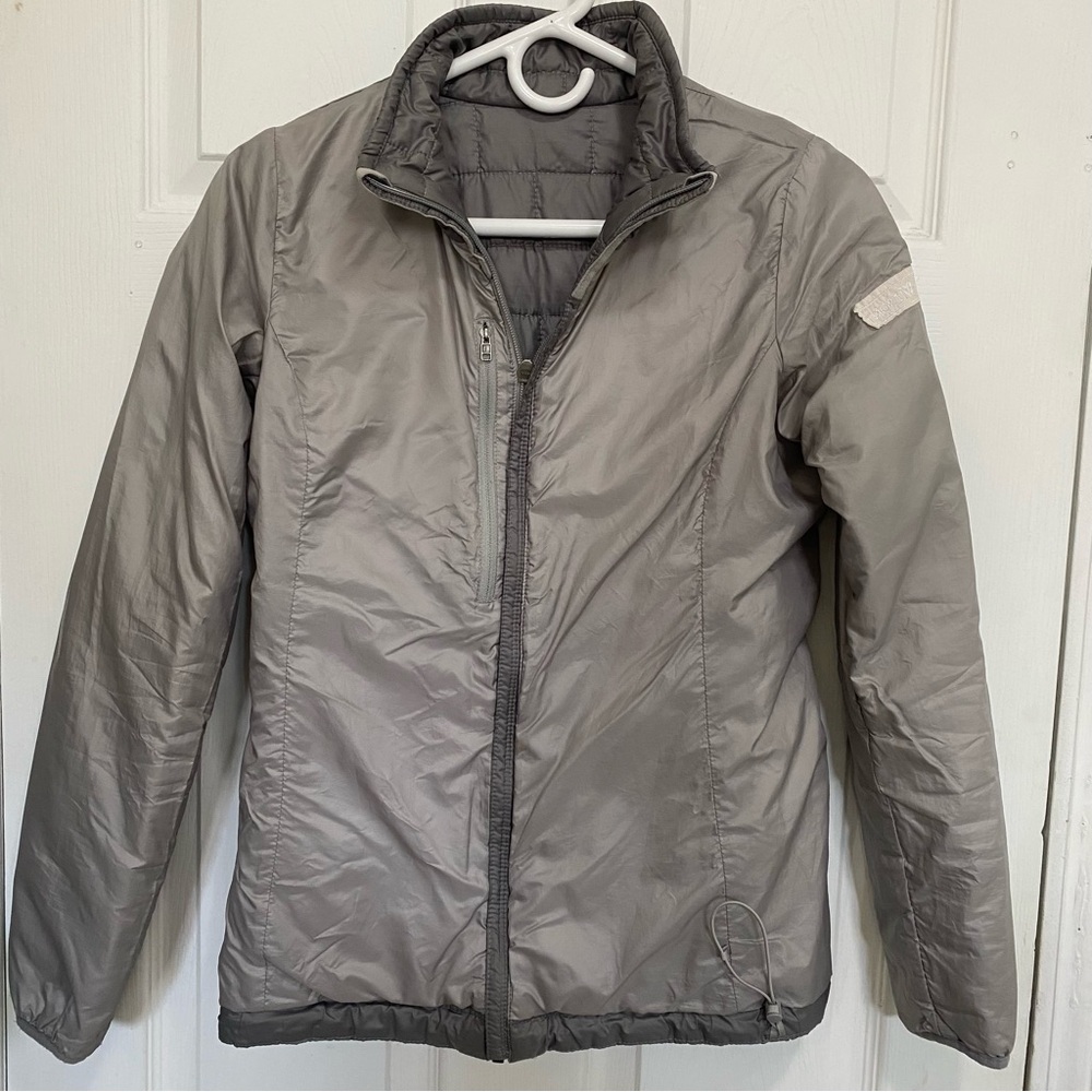 Patagonia Women's Nano Puff Quilted Jacket Silver XS - Picture 8 of 9